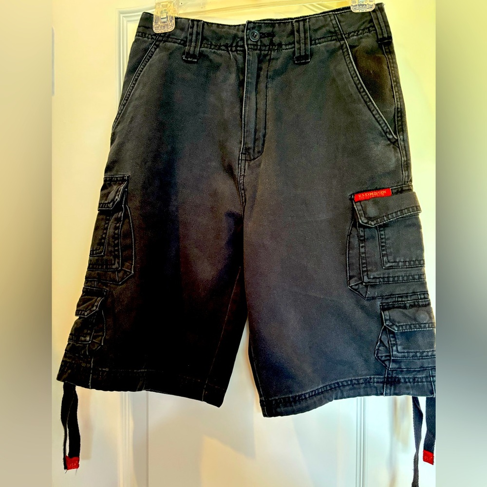 Cargo Shorts - lots of pockets size 14 great condition!